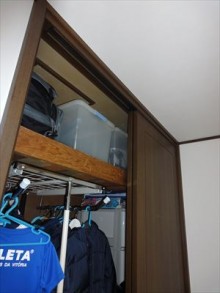 押入れをウォークインクローゼットに　